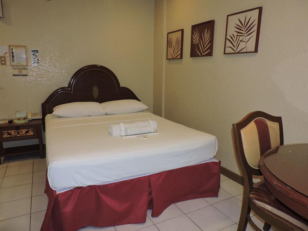 Dao Diamond Hotel & Restaurant Tagbilaran City Exterior foto